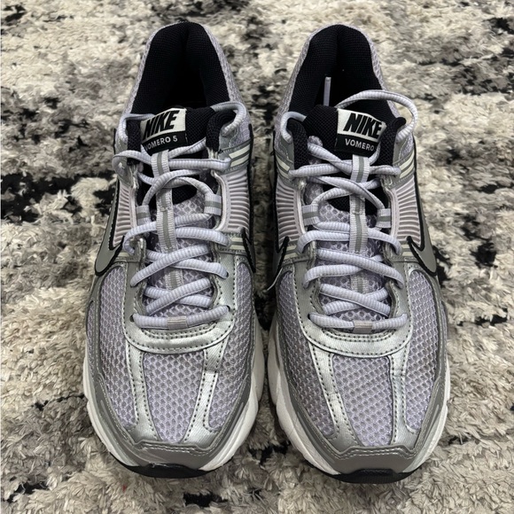 Nike Vomero 5 - Picture 3 of 4